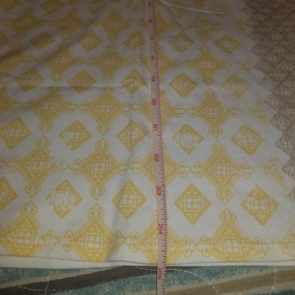 Top - Picture 3 of 3